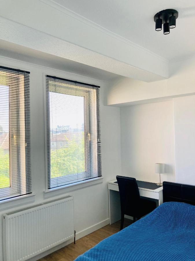 Clean Peaceful Accommodation For 1 Or 2 Guests エディンバラ エクステリア 写真
